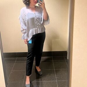 Flowy sheer blouse pleated buttoned romantic sleeves medium